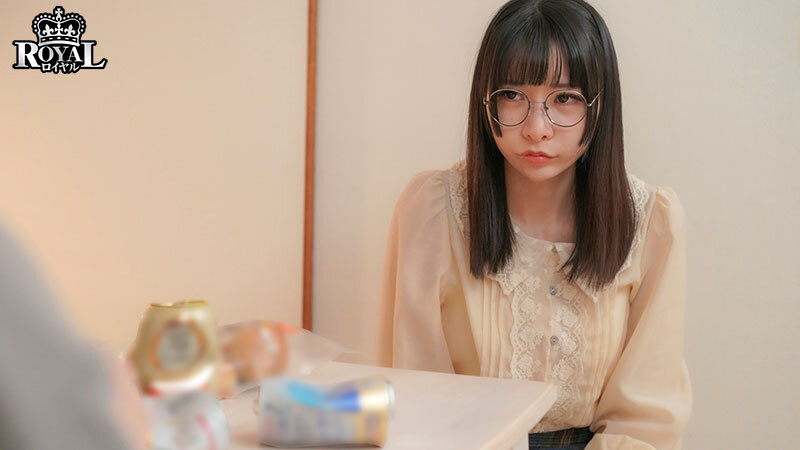王様ゲームで急接近した隠れ淫乱な地味巨乳と、一泊二日のラブラブ中出しセックス。 雛乃ゆな - サンプル画像 - 3