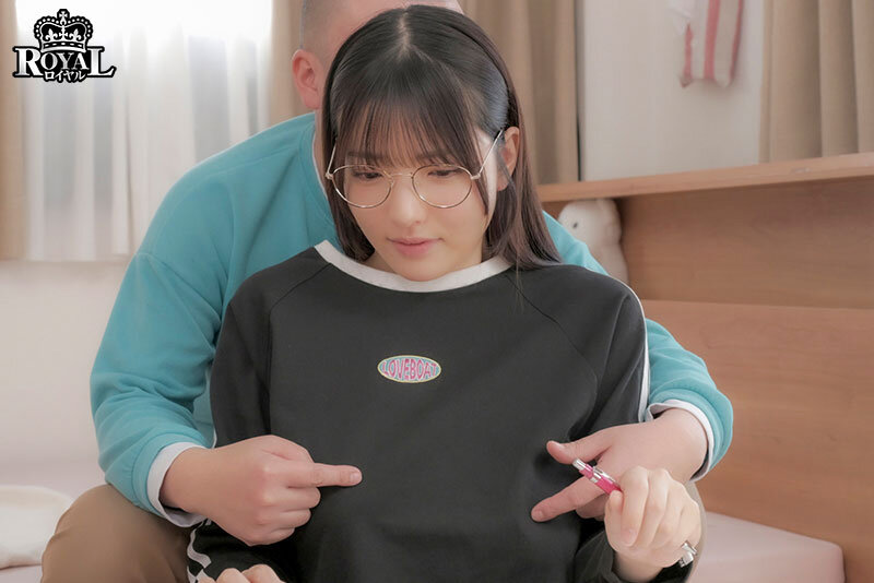 清楚で超内気な義妹を連日チクハラしてたら超敏感早漏体質になってイキまくり！下品な顔してイキまくる変態女子に豹変。 彩月七緒 - サンプル画像 - 2