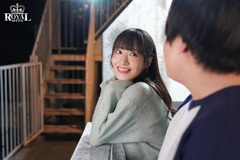 隣に住む美人スレンダーなシングルマザーは、いつも明るく振る舞っているが、どこか寂しげで――。 石田佳蓮 - サンプル画像 - 6