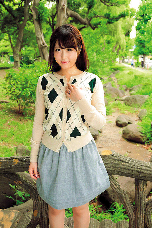 「一生のお願いです…挿れさせて下さい！！」「えっ…おばさんだよ…私が初めてでもいいの…？」マジ女神！！産後処女で欲求不満なママさんたち15名が悩める童貞くんの願いを優しく受け挿れたらww相性バツグンすぎちゃって生中出し筆おろしSEXさせてくれた5時間SP - サンプル画像 - 12