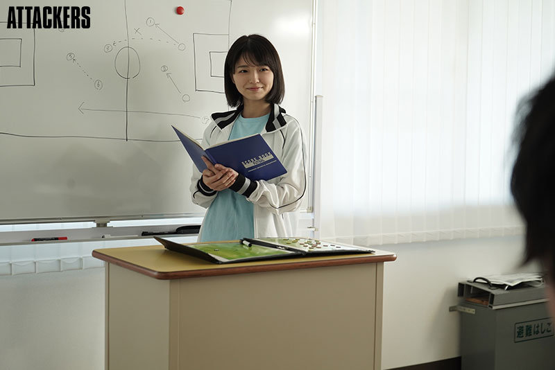 サッカー部の女子マネージャーは毎日、顧問教師の性処理をさせられています。 倉本すみれ - サンプル画像 - 11