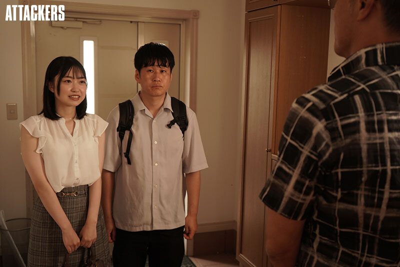 初めて出来た彼女を親父に紹介したら、種付けセックスで寝取られた。 小栗みゆ - サンプル画像 - 1