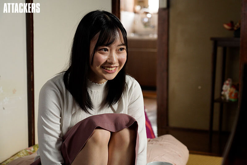 幼い頃から成長を見守ってきた美少女を中年オヤジがネットリ●す数日間の記録。 小栗みゆ - サンプル画像 - 1