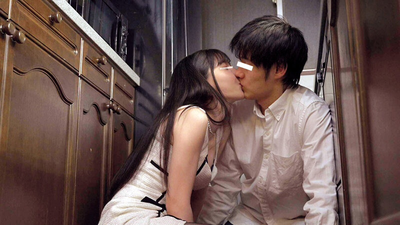 同窓会で再会した初恋相手が酔いつぶれてしまい…介抱したらまさかの酒乱ビッチ！？「まだ飲み足りないのぉ」とアルコール代わりに唾液まみれの超絶ベロテクでカラダ中の汁という汁を貪りつくされてしまった！！ - サンプル画像 - 9