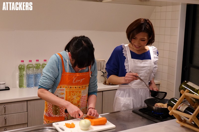 女子アナ内定取り消し輪●生中継 涙のリポート 夏希みなみ - サンプル画像 - 10