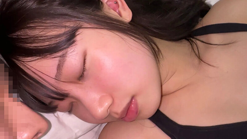 昨日もあんなにシたのに…寝起きカノジョのすっぴんが可愛すぎて朝勃ち即ズボッ！イチャイチャSEX - サンプル画像 - 4