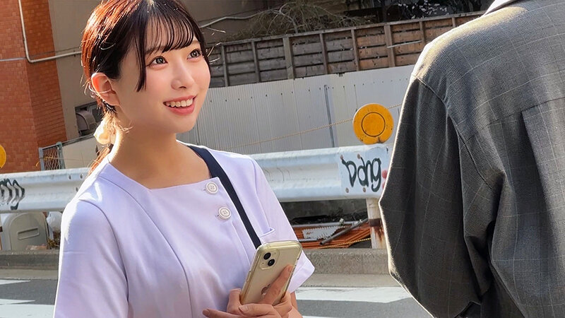 街で働くかわいい女の子をガチナンパ＆その場で本番交渉しないでノリで生中出しセックスしてそのまま発売！ナースちゃん全員集合 - サンプル画像 - 11