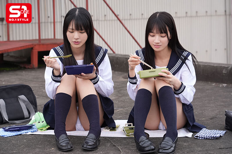 イジメられている双子姉妹を救って、ふたり一緒に脱がせてみたい。 浅野こころ 榊原萌 - サンプル画像 - 4