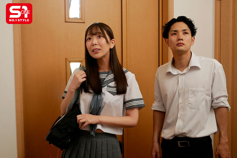 彼女のマッマが女性ホルモン真っ盛りで僕のチ●ポを横取り挿入マ●コ 奥田咲 - サンプル画像 - 1