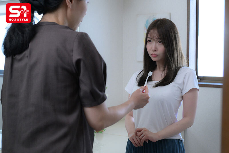 セクハラ義父、意地悪な姑、マザコン夫…結婚ガチャに大外れした巨乳若妻が三者択一ですがったのはキモい義父との粘着性交 夢乃あいか - サンプル画像 - 6