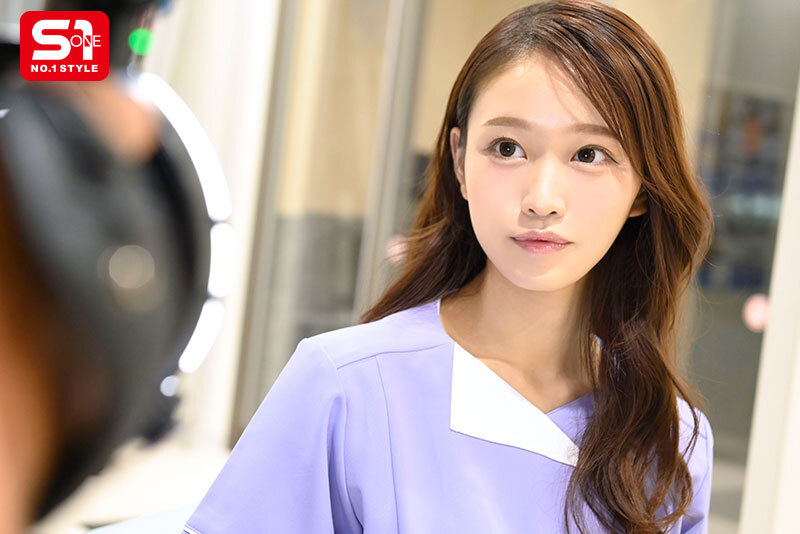 強靭な射精依存の暴走チ●ポ達を手厚く受け入れ身体を張った全力健診サポートでトロけるような快感射精へ誘う現役看護師 桜みお - サンプル画像 - 1