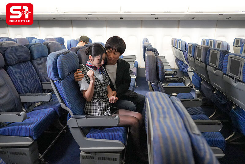 客の少ない深夜便は美しい客室乗務員の性的賠償フライト 七ツ森りり - サンプル画像 - 3