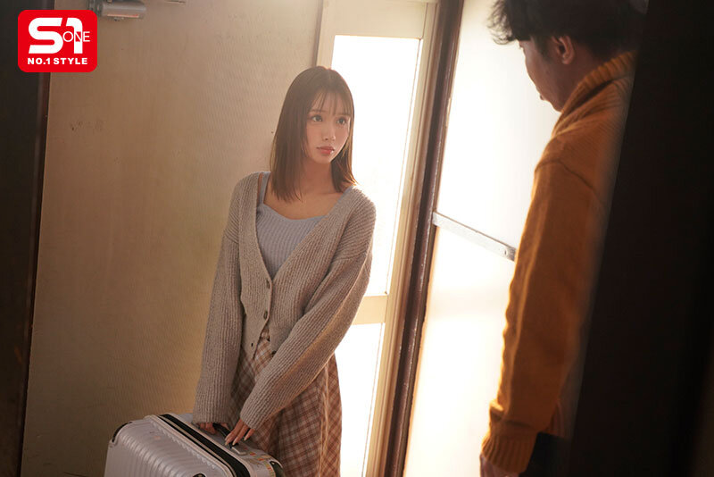 年末年始、古い学生寮で女学生とおじさん管理人が2人きり…禁断シチュに欲情した中年ち●ぽと寂しさ埋めたい若い少女おま●こは相性良すぎて合体し続けた。 兒玉七海 - サンプル画像 - 1