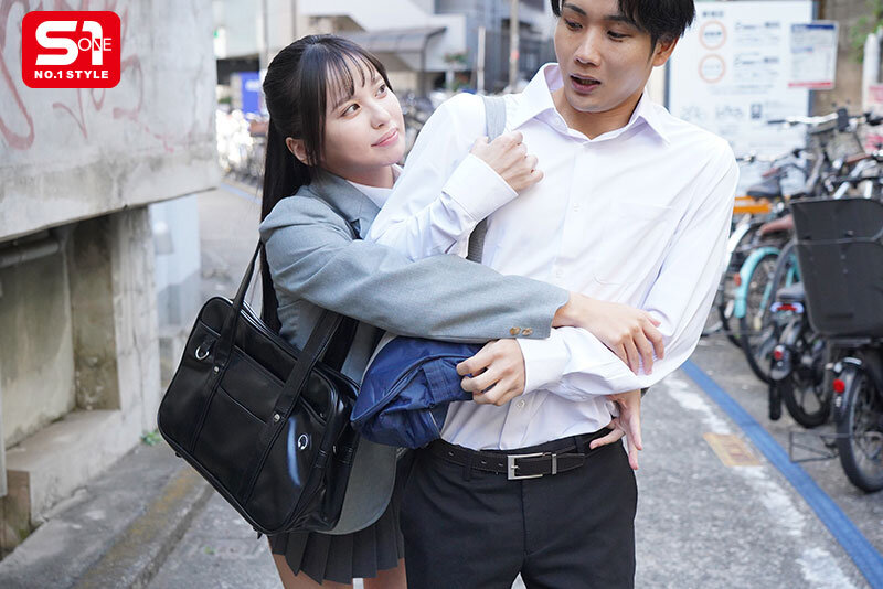 僕の家の中に潜む僕にベタ惚れ絶倫同級生、隙あらばこっそり現れ無理やり何度もハメてくる。 渚あいり - サンプル画像 - 1