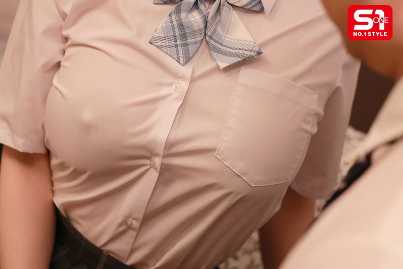 脱ぎかけでぐいぐい誘惑してくる20歳年下の無邪気な教え子 白花にあ - サンプル画像 - 2