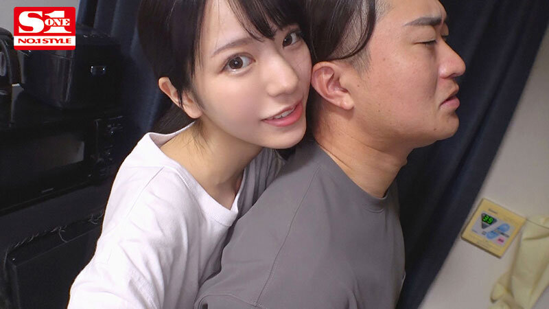 清楚系な彼女が裏では発作的ヤリマン女！？所構わず勃起させ強引にハメてくるむっつり本性むき出し初デート！！ 浅野こころ - サンプル画像 - 7