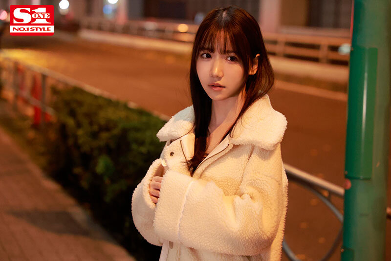 終電を逃したバイト先店長と女子大生はその後…ホテルで朝まで甘くて切ない性交に溺れてしまった、イケない純愛相部屋NTR 三田真鈴 - サンプル画像 - 4