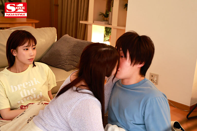 Gカップ同級生2人組が僕の家で勉強合宿！休憩の度にエロいことが！ 安達夕莉 宇野みれい - サンプル画像 - 3