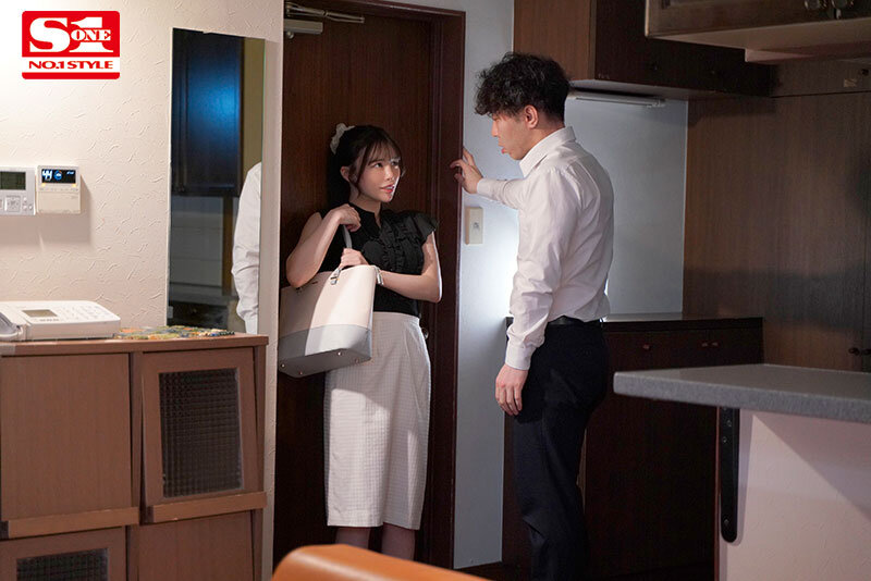 体験入店で何も知らないド新人風俗嬢に【即尺/アナル舐め/イラマ/首輪拘束/首絞め性交/顔射/本番】数々のNG行為ぶっこんでみた！！ 黒島玲衣 - サンプル画像 - 8