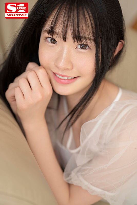 白上咲花が中年オヤジと涎とろとろ接吻ぐちょぐちょで絡み合う濃厚唾液ベロキス性交。 - サンプル画像 - 1