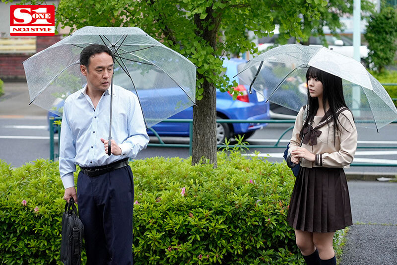 無口で大人しい女生徒になら何してもいいんじゃないか？地味な図書委員は担任に犯●れてもイキまくった。 浅野こころ - サンプル画像 - 4