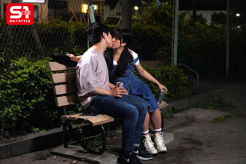 川越にこにベロキスで寝取られたい！彼女がいても仕事中でもお構いなしにチュッチュ誘惑してくるあざとい後輩に僕のチ●ポは我慢の限界！ - サンプル画像 - 8