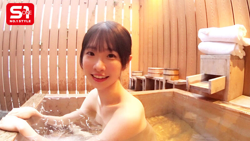 ありえないほど白いスタイル少女の一泊二日ヤリまくり温泉デートで生々しい素丸出し性交 白上咲花 - サンプル画像 - 7