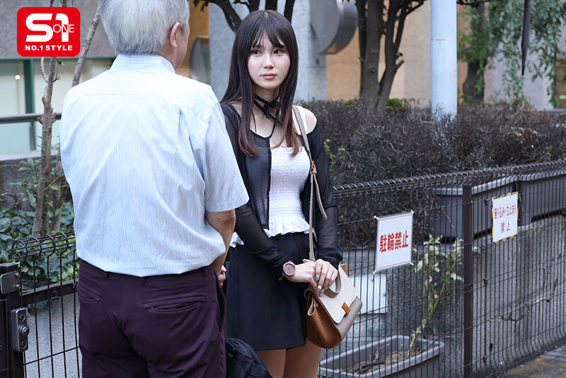 水乃なのはさん（23）は昨年、東京・歌●伎町の某公園周辺で売春目的の「立ちんぼ」を行い、中年男性との変態的な本番行為を繰り返すうちに性的興奮を覚え強く依存するようになってしまいました。 - サンプル画像 - 3