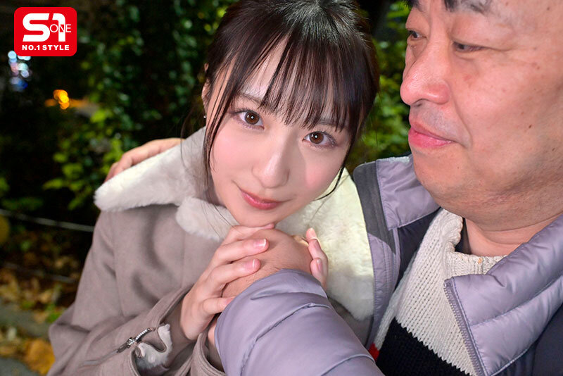 おじさんお泊りデート濃密性交 たくさん笑って、たくさんベロチュウして、たくさんねっちょり絡み合う最高の性交 新木希空 - サンプル画像 - 12