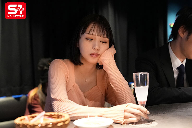 可愛くて一途な女子が彼氏に振られてヘコんでいる時が…実は大チャンス！？ お股がゆるくなってヤリ放題！ 合体フィーバー しかも久しぶり他人棒でイキまくりだったんです。 兒玉七海 - サンプル画像 - 3