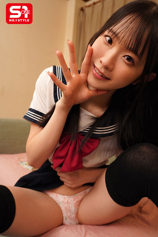 ちょっと前までプロレスごっこしてたガキの妹が最近やたらパンチラしてくる。兄ちゃんどうする…？ GOする！？ 白上咲花 - サンプル画像 - 15