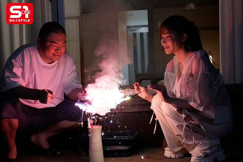 真夏に帰省したギャルグラドル幼馴染が都会仕込みの痴女テクで引きこもりの僕をヌキ倒してくれた 笹倉彩 - サンプル画像 - 10