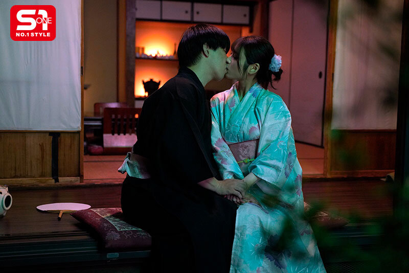 8月26日 花火大会の夜 ずっと両片想いだった僕らは結ばれ 十数年分の’好き’をぶつけ合うように身体を貪り合った 河北彩伽 - サンプル画像 - 9
