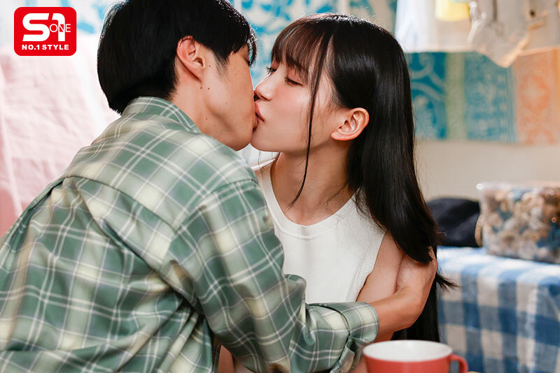 近い！近い！！近い！！！超至近距離で100％キスできる雰囲気を出してくる彼女のあざと妹 三田真鈴 - サンプル画像 - 7