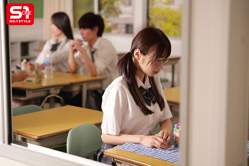 「いつでもオマ●コ使ってくださいね」 ハブられたくない女子●生はカラダでクラスメートに媚びへつらう。 兒玉七海 - サンプル画像 - 1