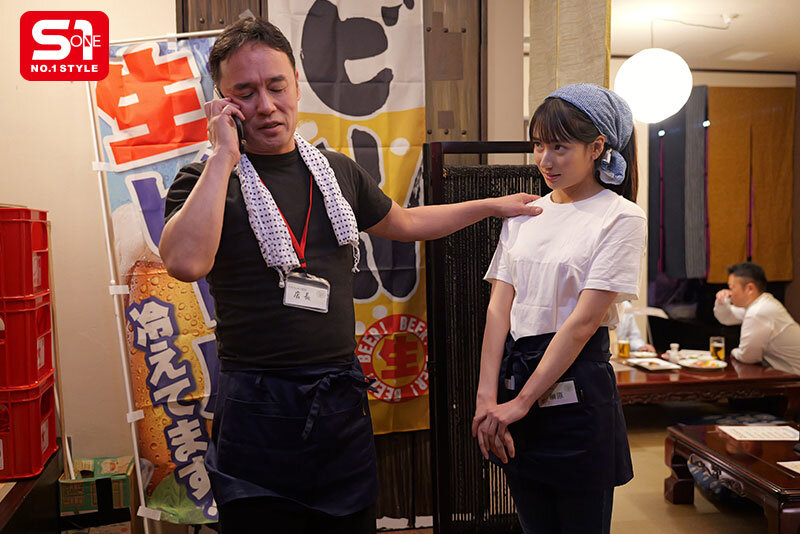 終電逃してセクハラ店長とまさかの相部屋…朝まで続くキモい性交に不覚にも感じてしまった汚れを知らないバイトちゃん 榊原萌 - サンプル画像 - 3