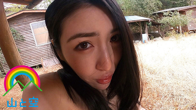 「誰かいやらしい目で私を見て…」野外露出でストレス発散する美人OLが通りすがりの覗き男に視姦され、ドM興奮。自ら羞恥調教を志願 塩見彩 - サンプル画像 - 15