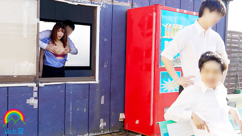 見られたくないけど見られたい性癖の女子 ビビリ体質を克服するため全裸徘徊で校内を歩いていた先生を生徒が発見！羞恥快楽に襲われて嬉ション過敏発情し… 新村あかり - サンプル画像 - 9