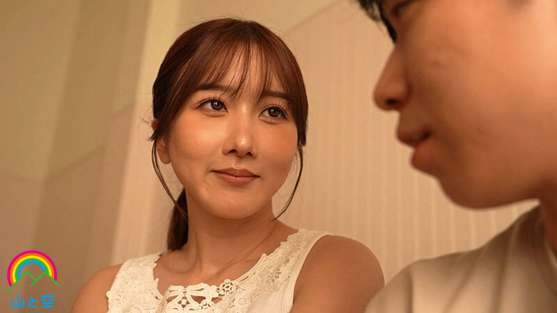 留守中の彼女の代りに家事手伝いに来てくれた彼女のお姉さんがエロ尻誘惑してくるので堪らず… 大槻ひびき - サンプル画像 - 1