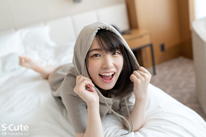 カメラ壊してすみません！照れ屋のおもらしカメラに直撃 花狩まい - サンプル画像 - 3