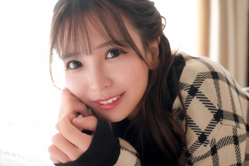 この子ヤバイ！！「気持ちくて動いちゃう」と、マ○コを締めてくる女 小那海あや - サンプル画像 - 4