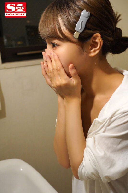 酔っ払った後輩は隙だらけ… ガードゆるっゆるで無防備にこぼれ落ちるおっぱいに負けて一晩中Hしてしまったボク 天音まひな - サンプル画像 - 6