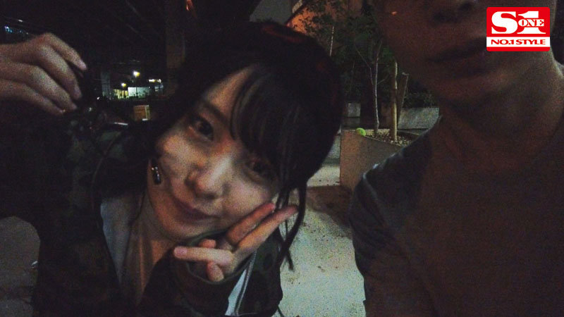 「私が満足するまで寝かせないからね」 無邪気に男をヌキ倒す天然Gcupエロ少女の10連ヌキ痴女テクニック 愛宝すず - サンプル画像 - 3