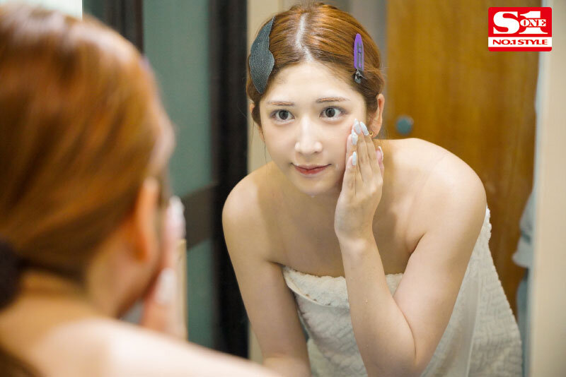 誰もが振り返る美人上司が酔っ払ったら、後輩のボクのチ●ポ欲しがる寂しがりビッチという神展開 七ツ森りり - サンプル画像 - 6