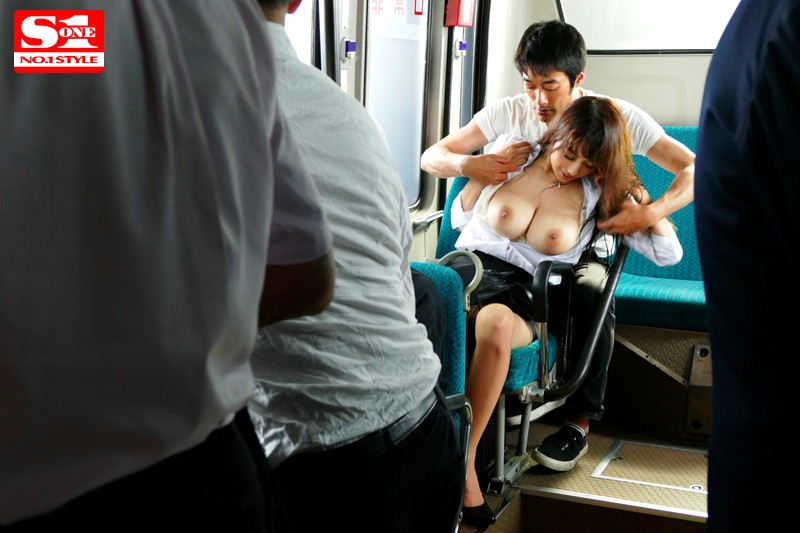 JカップOL 強・制・挿・入 揉みしだき満員痴●バス RION - サンプル画像 - 2