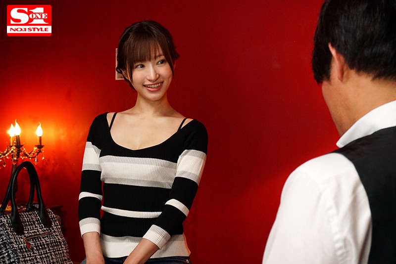 「最近下半身のむくみがひどくて…リンパが詰まっているかも…でもなかなか自分に合うような良いエステ店がないんですよ…」とお悩みの天使もえに業界で噂の媚薬入りオイルマッサージ店に行かせたら、性感度が200％もアップしちゃってビックンビックン痙攣しまくり、意識が… - サンプル画像 - 1