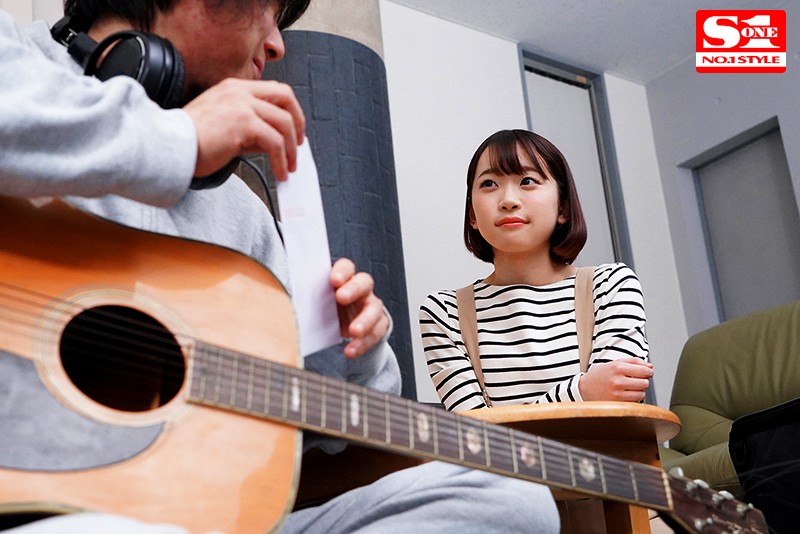 相部屋NTR 絶倫上司と新入社員が朝から晩まで、不倫セックスに明け暮れた出張先の夜 架乃ゆら - サンプル画像 - 1