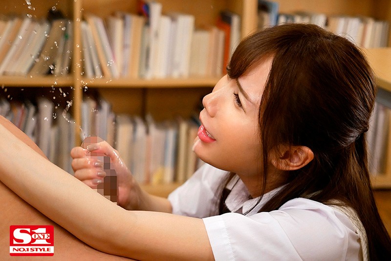 僕がデカチンだとバレたばかりに僕をディルド扱いして追撃騎乗位で何度イッても痴女ってくるクラス1の小悪魔美少女 坂道みる - サンプル画像 - 8