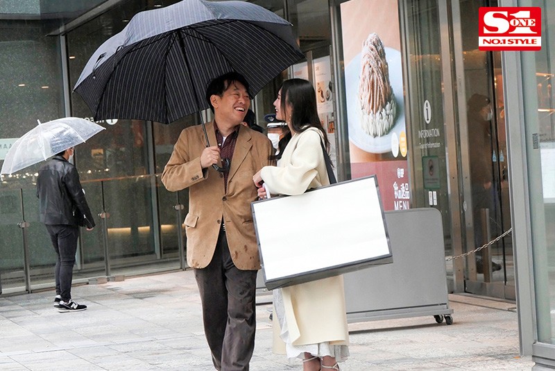 小悪魔系パパ活女子 お金の為だし彼氏一番な私が、中年オヤジに愛嬌を振りまいてSEXする一部始終。 坂道みる - サンプル画像 - 2
