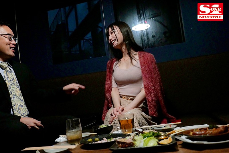小悪魔系パパ活女子 お金の為だし彼氏一番な私が、中年オヤジに愛嬌を振りまいてSEXする一部始終。 坂道みる - サンプル画像 - 5